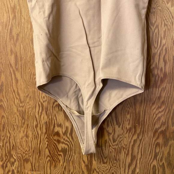 Abercrombie Spaghetti-strap Bodysuit - Picture 4 of 5